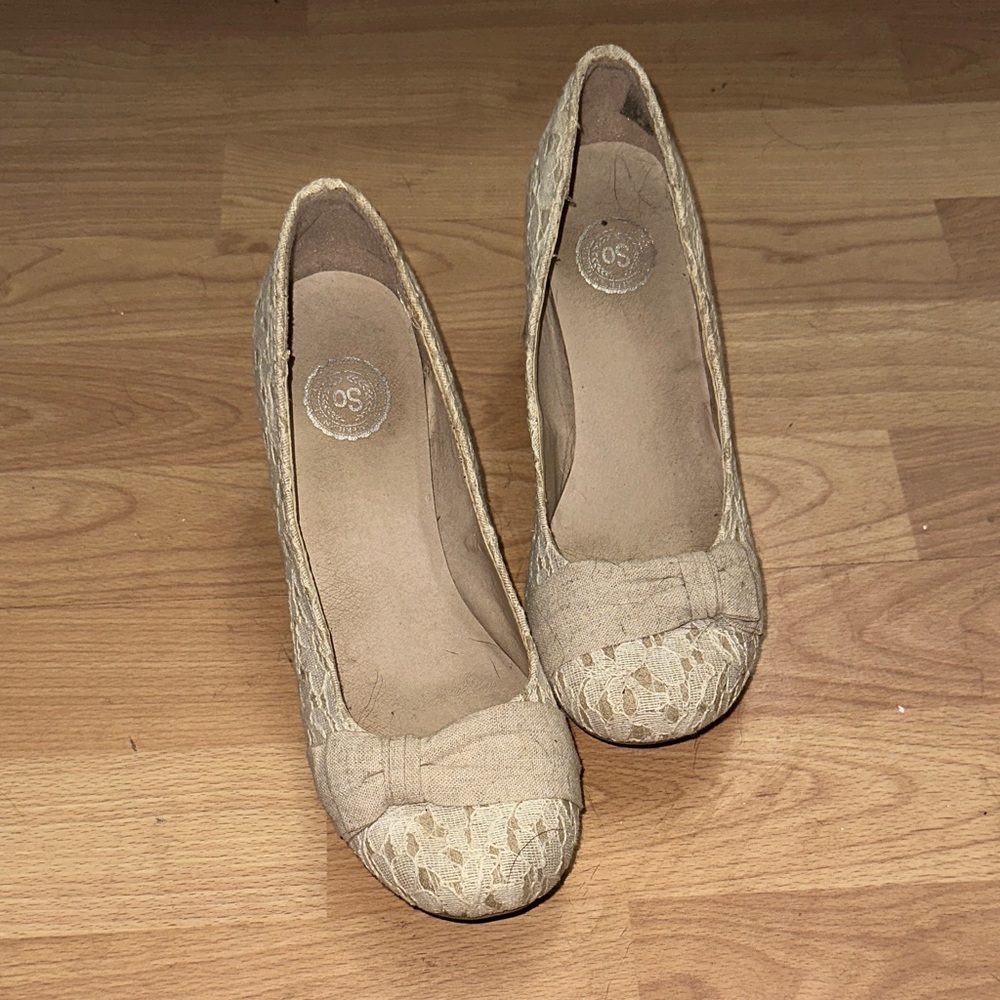 S.O. Elegant Tan Lace Women's Shoes
